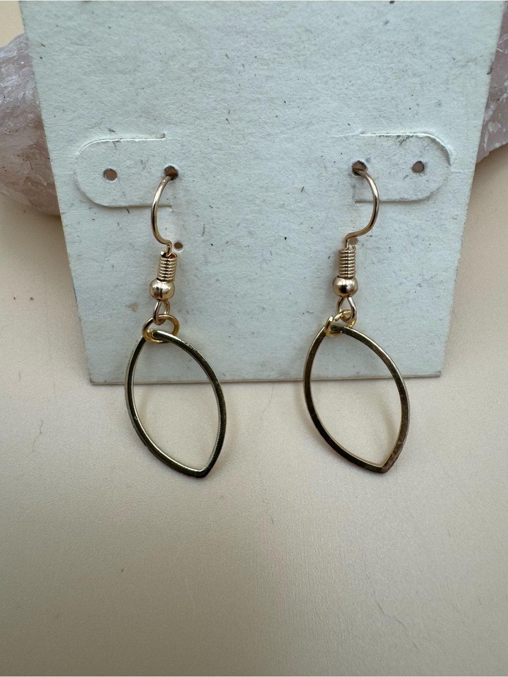 Delicate Gold Leaf Drop Earrings for Women 134